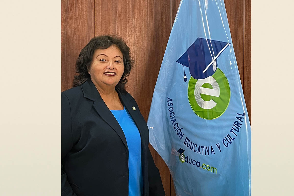 Directora Maria Sanchez